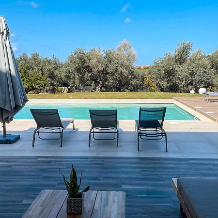 Villa Aelia I Modern & Ideal For Large Groups Galatás 外观 照片
