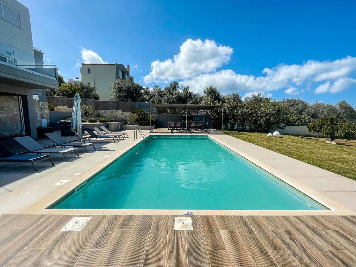 Villa Aelia I Modern & Ideal For Large Groups Galatás 外观 照片
