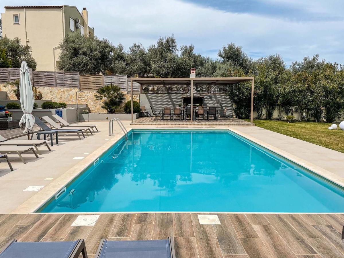 Villa Aelia I Modern & Ideal For Large Groups Galatás 外观 照片